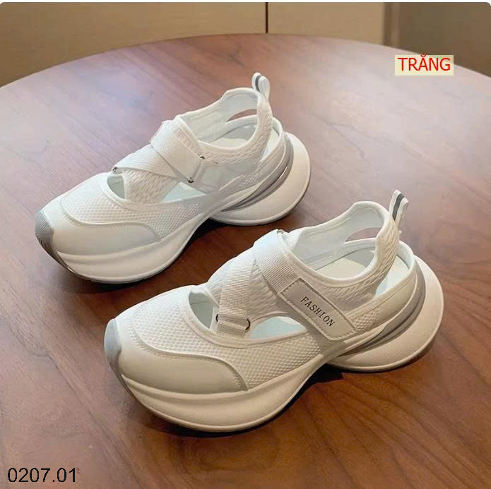 26HA0207.01 - GIÀY THỂ THAO THOÁNG KHÍ CHO NỮ