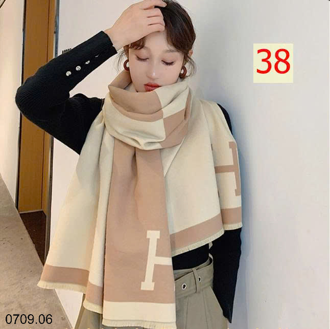 26HA0709.06 - KHĂN CHOÀNG MÙA ĐÔNG