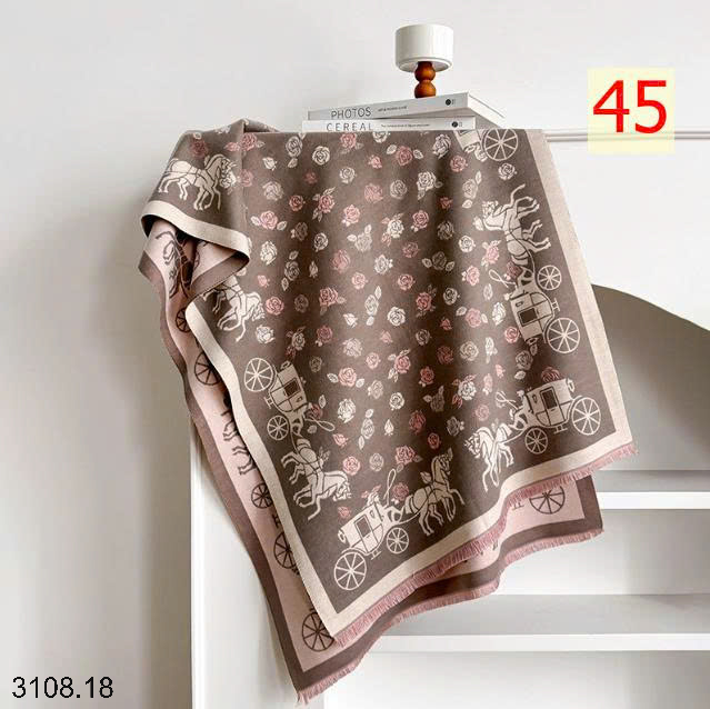 26HA3108.18 - KHĂN CHOÀNG CỔ CASHMERE GIẢ HỌA TIẾT BƯỚM