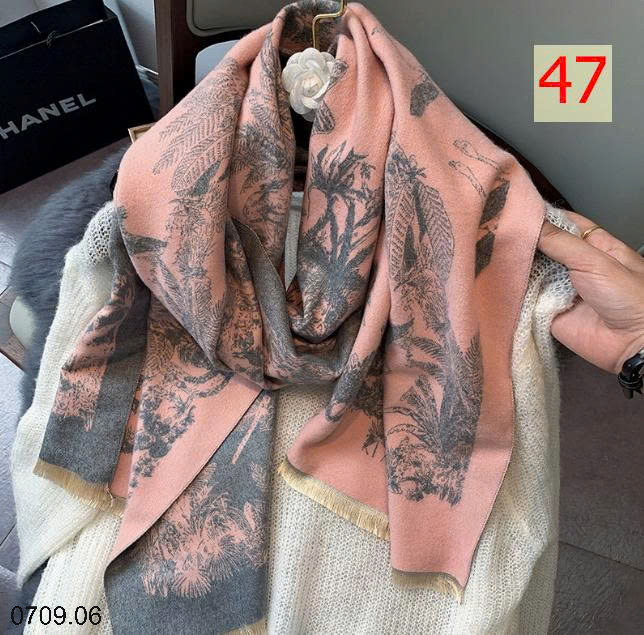 26HA0709.06 - KHĂN CHOÀNG MÙA ĐÔNG