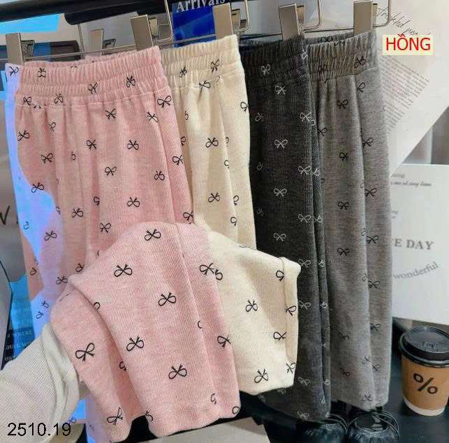 26HA2510.19 - SET 2 QUẦN NỈ HÌNH NƠ CHO BÉ