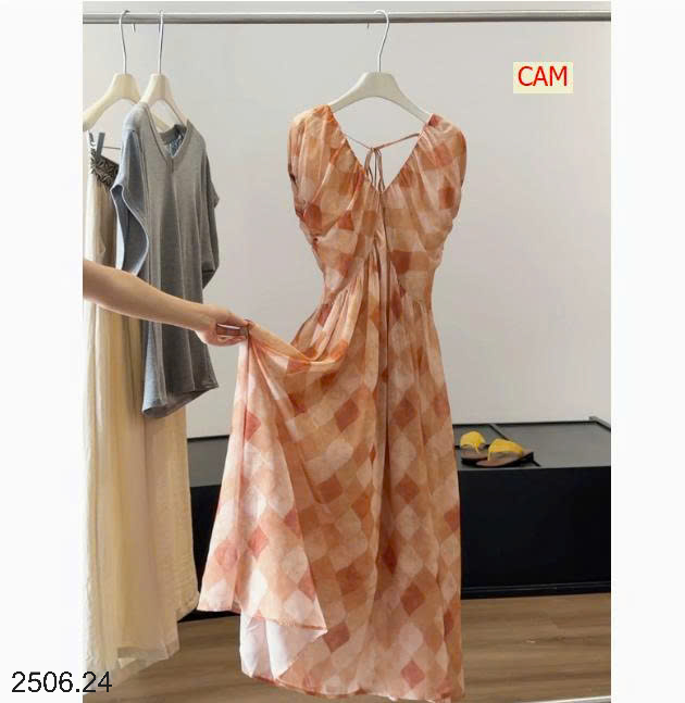 26HA2506.24 - ĐẦM CARO THẮT NƠ NHÀ ANNA