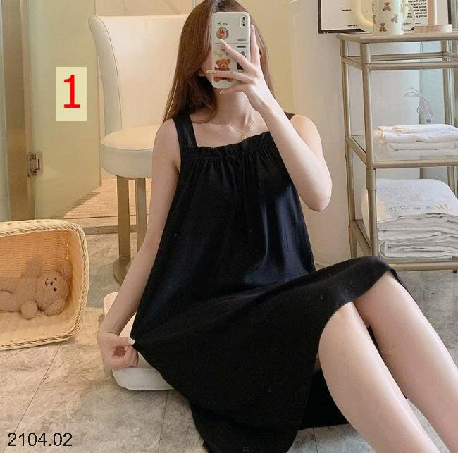 26HA2104.02 - VÁY LANH LỤA HAI DÂY BẢN TO