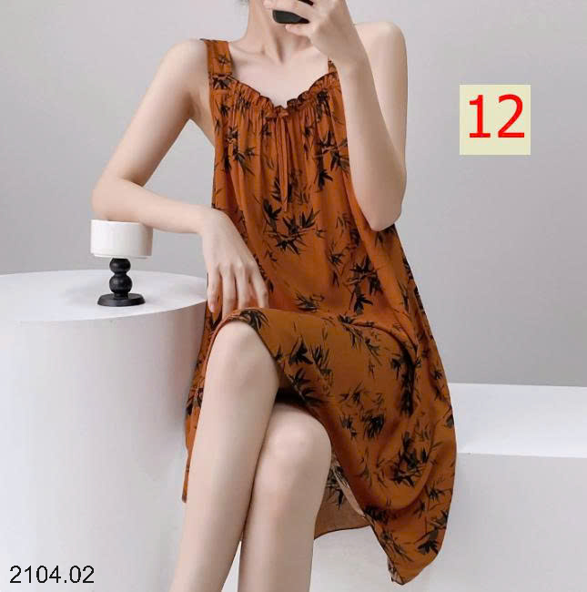 26HA2104.02 - VÁY LANH LỤA HAI DÂY BẢN TO
