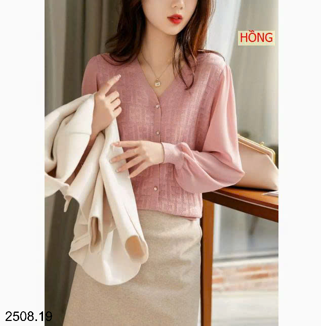 26HA2508.19 - ÁO DỆT KIM CỔ V PHỐI TAY VOAN