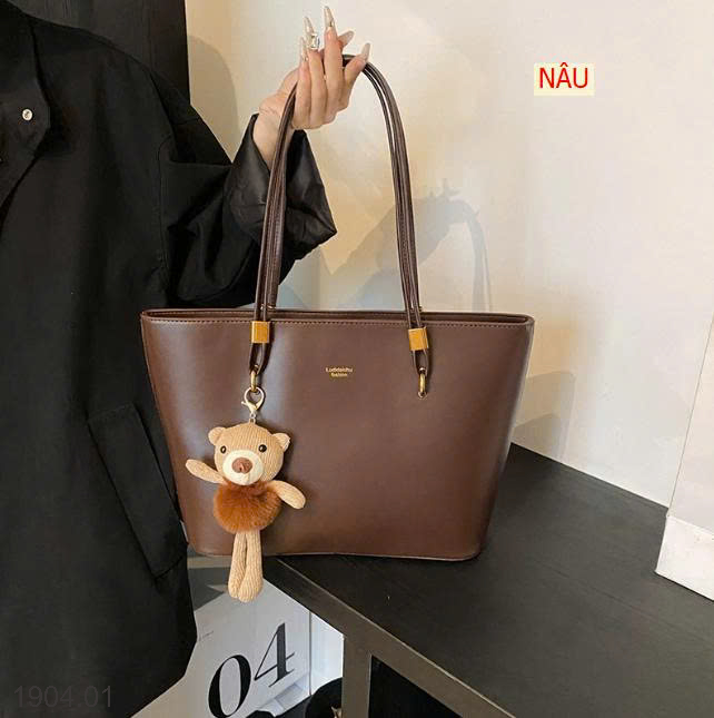 26HA1904.01 - TÚI XÁCH TOTE KÈM MÓC THỎ XINH