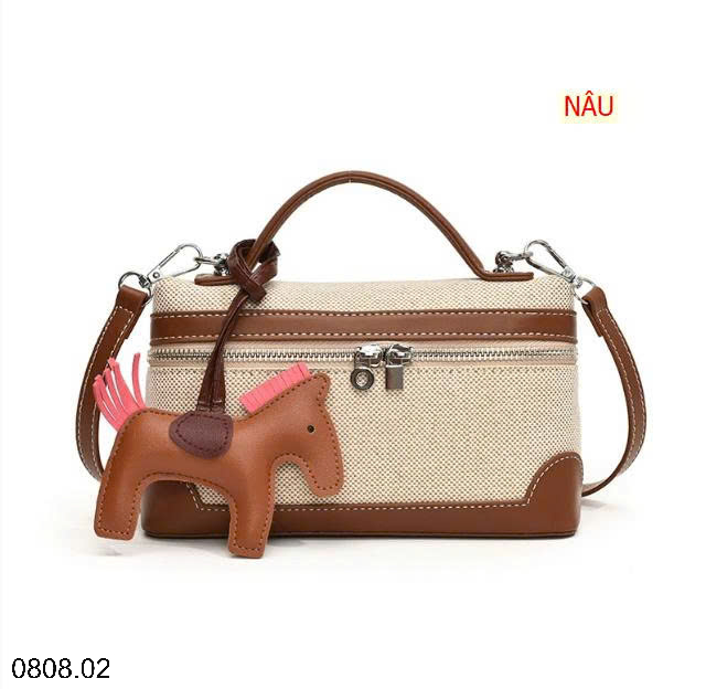 26HA0808.02 - TÚI XÁCH ĐEO CHÉO MÓC NGỰA