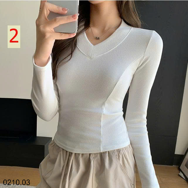 26HA0210.03 - ÁO THUN CỔ TIM NỮ