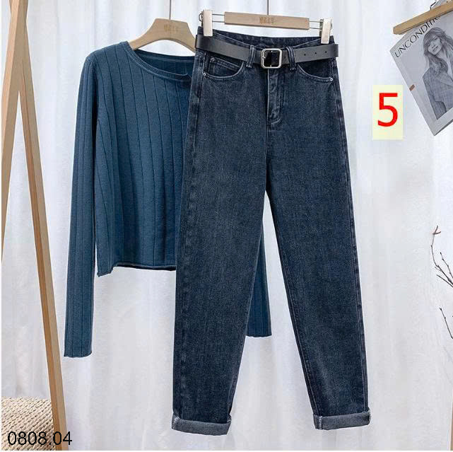 26HA0808.04 - QUẦN JEAN ỐNG ĐỨNG NỮ