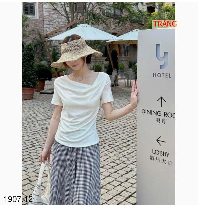26HA1907.12 - ÁO THUN HÃNG HELLO VAVA CỔ ĐIỆU