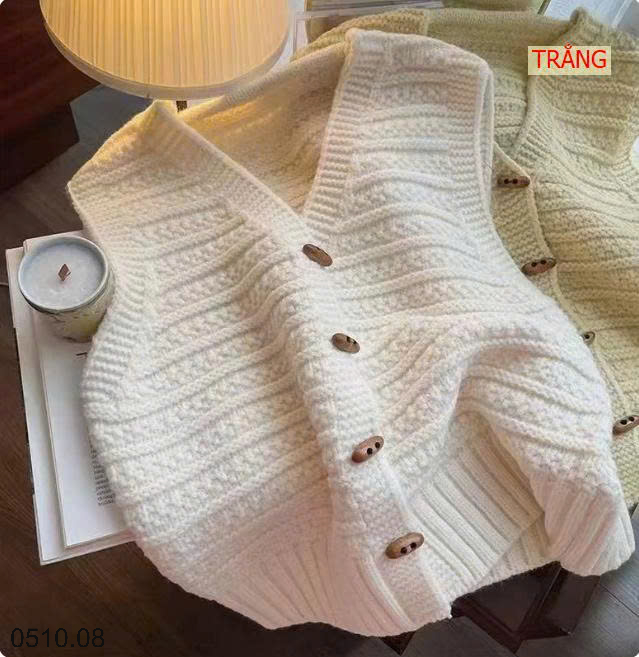 26HA0510.08 - ÁO GILE LEN CỔ V PHỐI NÚT GỖ