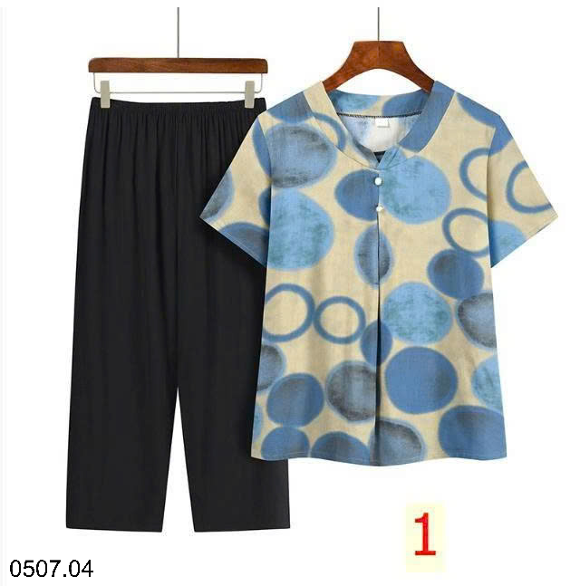 26HA0507.04 - BỘ HOA TRUNG NIÊN MẶC NHÀ CHO MẸ