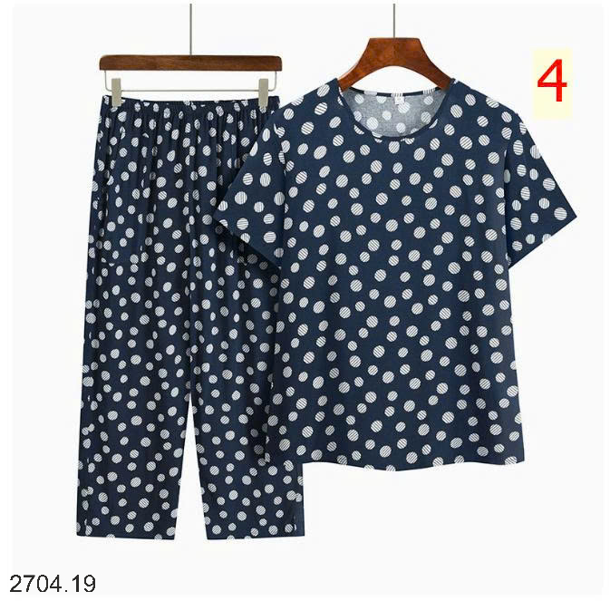 26HA2704.19 - BỘ HOA TRUNG NIÊN CHO MẸ