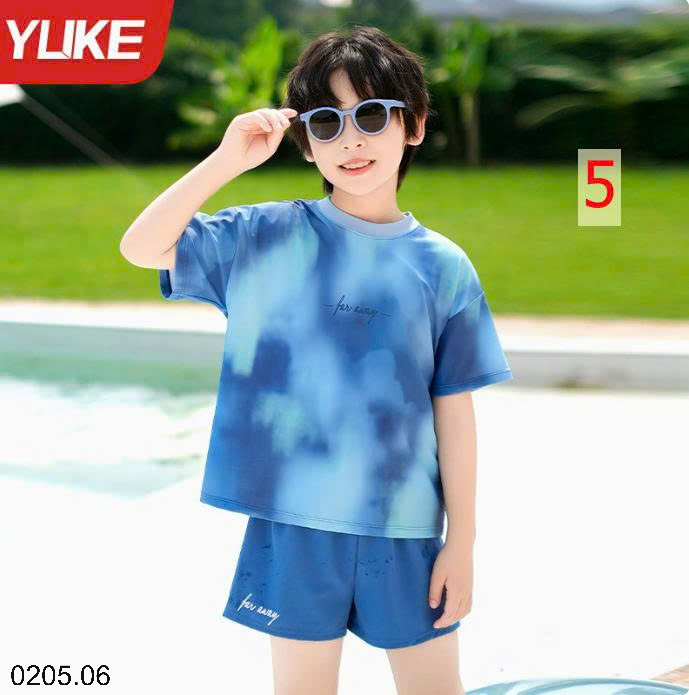 26HA0205.06 - BỘ BƠI YUKE BÉ TRAI