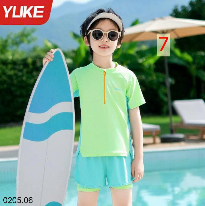 26HA0205.06 - BỘ BƠI YUKE BÉ TRAI