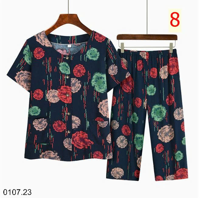 26HA0107.23 - BỘ HOA TRUNG NIÊN MẶC NHÀ CHO MẸ