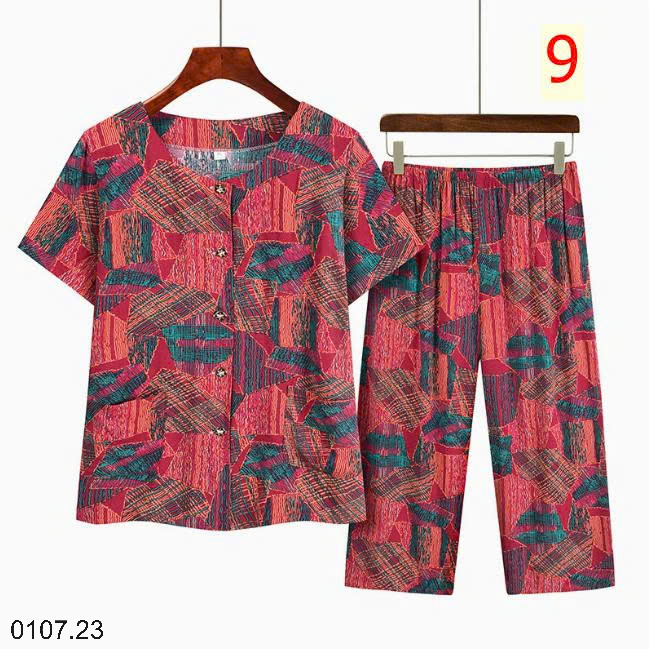 26HA0107.23 - BỘ HOA TRUNG NIÊN MẶC NHÀ CHO MẸ
