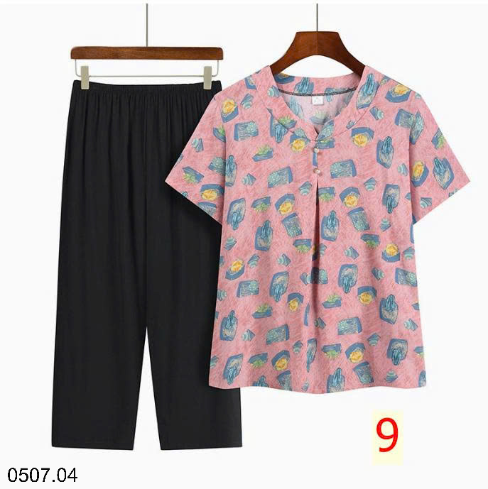 26HA0507.04 - BỘ HOA TRUNG NIÊN MẶC NHÀ CHO MẸ