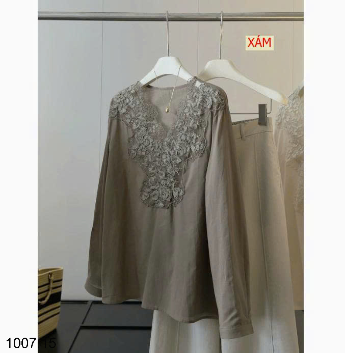 26HA1007.15 - SƠ MI CỔ HOA V ANNA