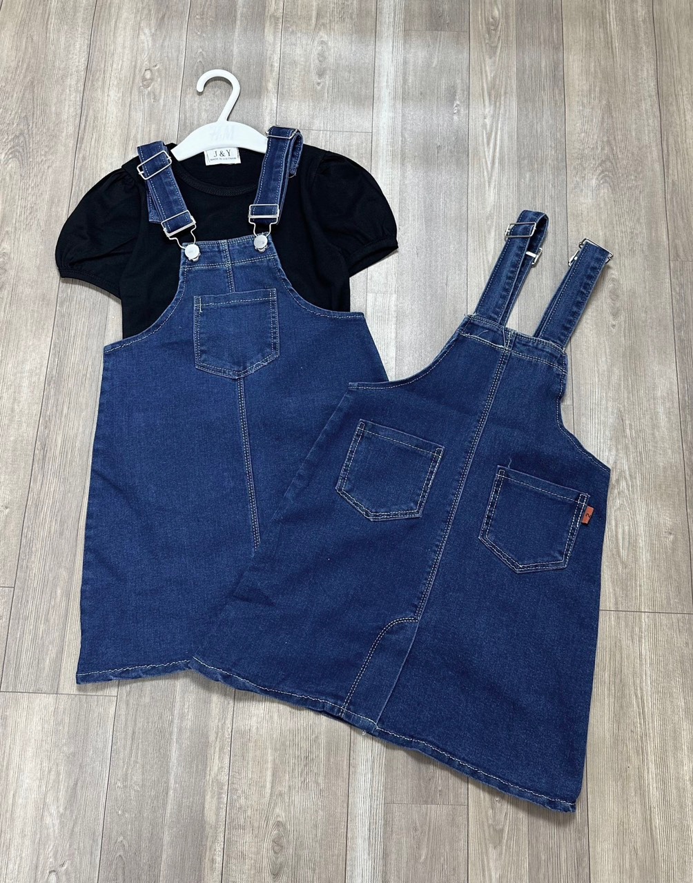 OD105 -  SÉT YẾM KÈM ÁO ĐEN CỘC TAY KIDS XINH XẮN