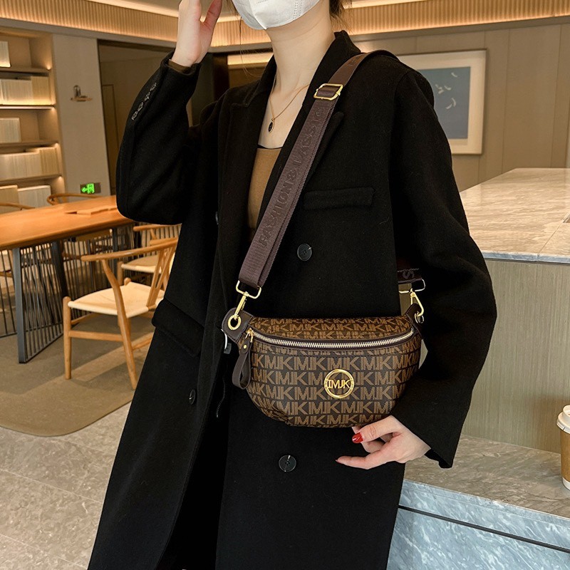 HA1764 - TÚI HẾN ĐEO NGỰC MK