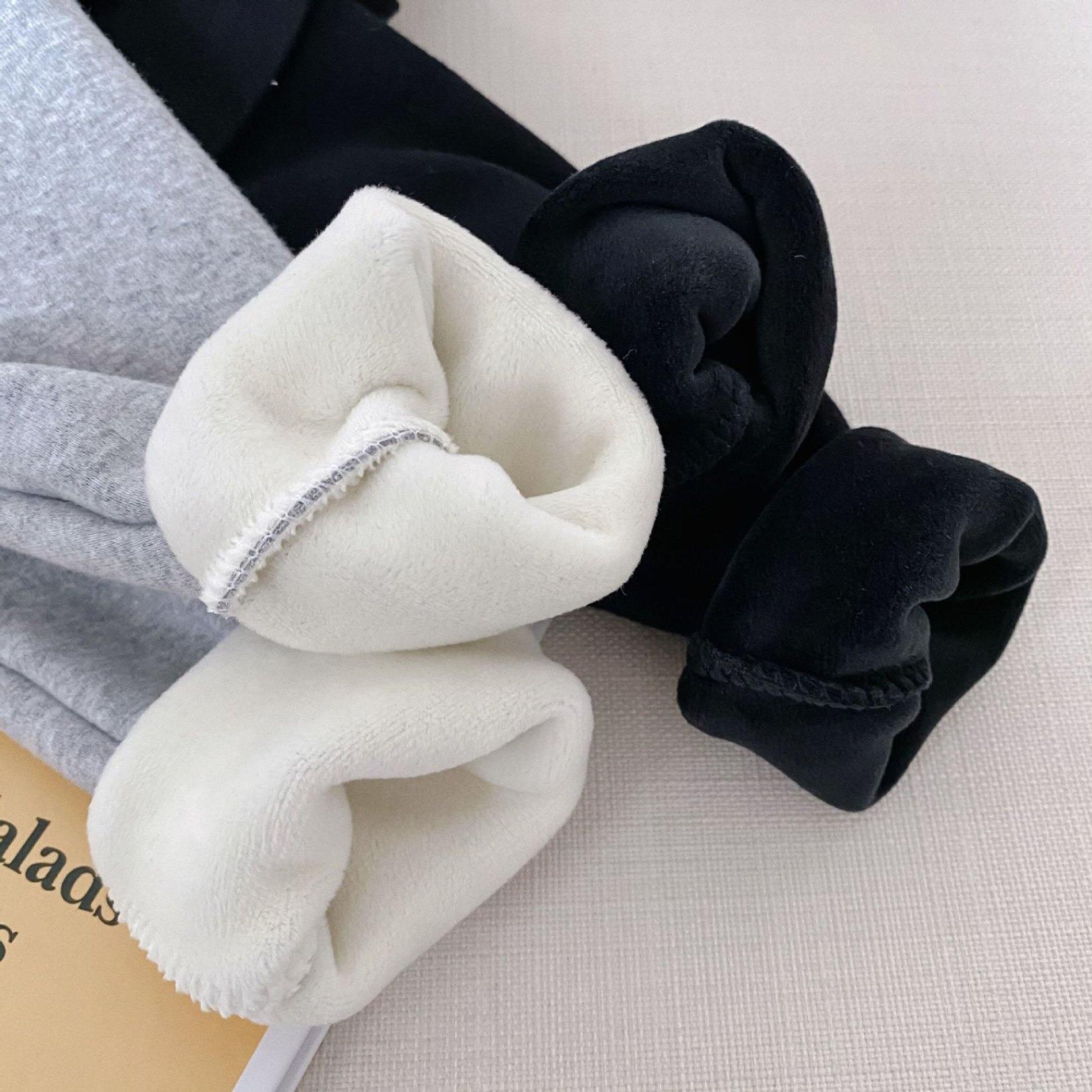 HA3072 - QUẦN LEGGING LIỀN VÁY AMBB