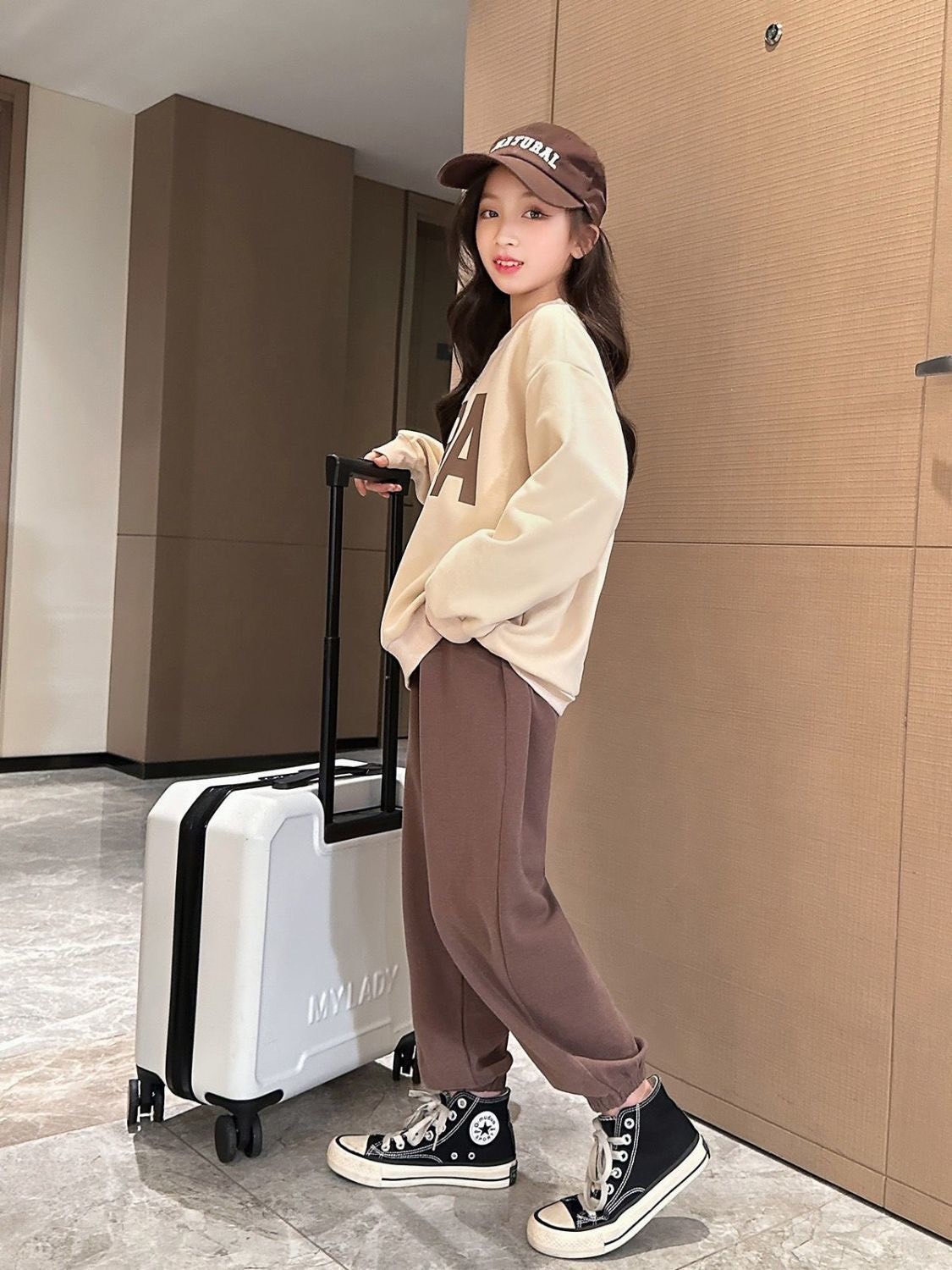 HH1783 - BỘ THỂ THAO BÉ GÁI