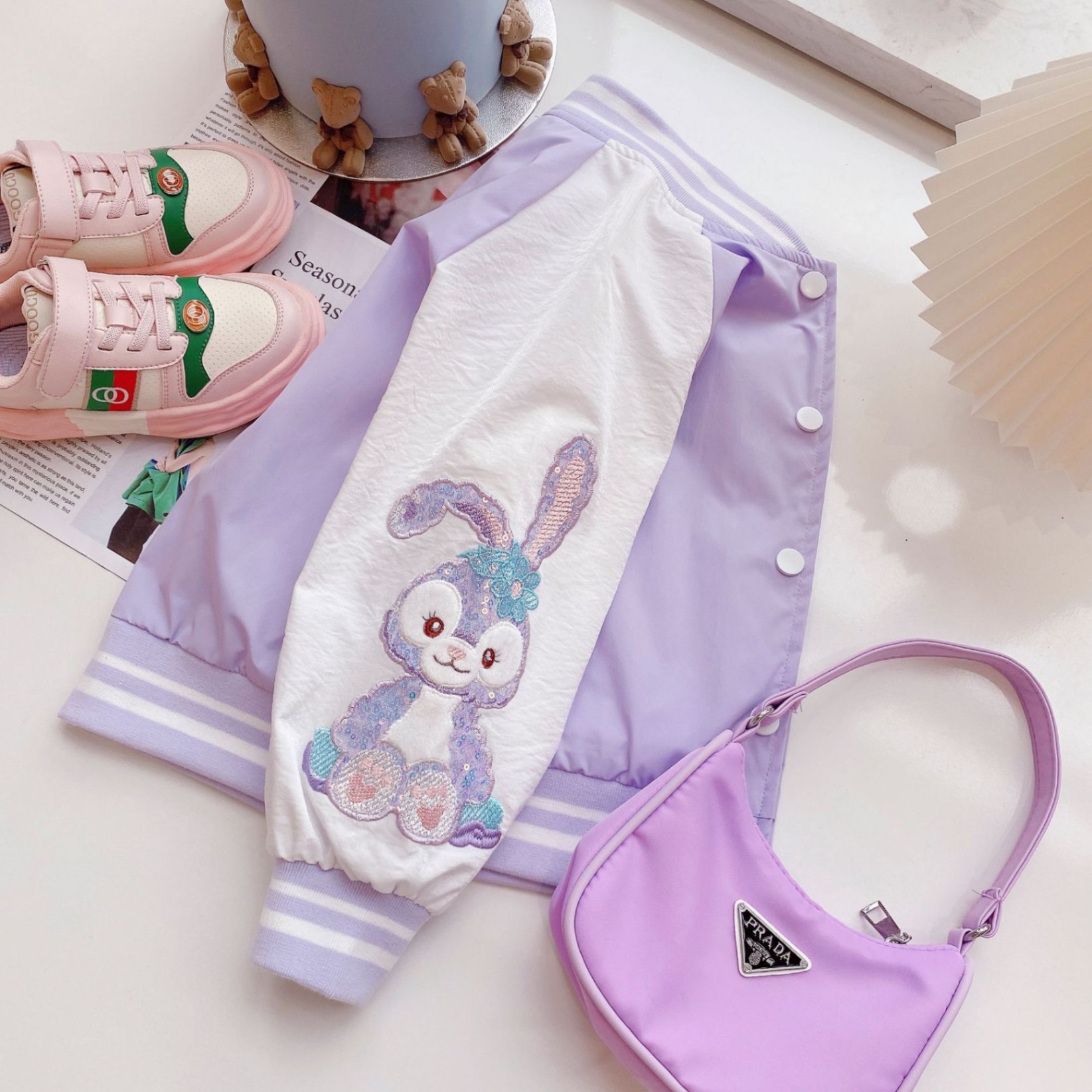 HA2106 - ÁO KHOÁC TAY THỎ