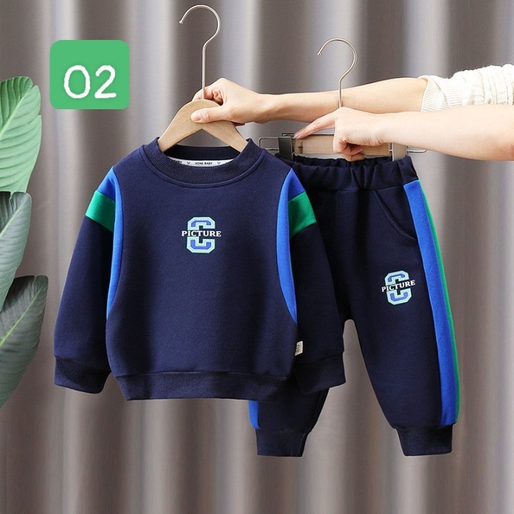 HA3102 - BỘ NỈ 2 MÀU CHO BÉ