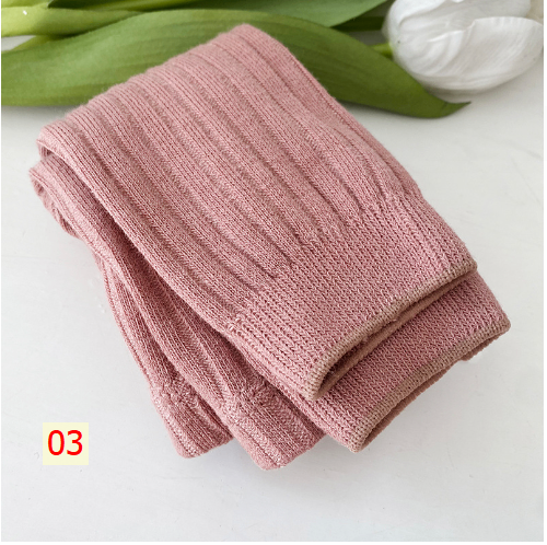 HA22103 - SET 2 QUẦN TẤT BÉ GÁI
