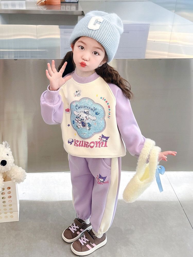 HA24102 - BỘ HOẠT HÌNH KUROMI LÓT LÔNG