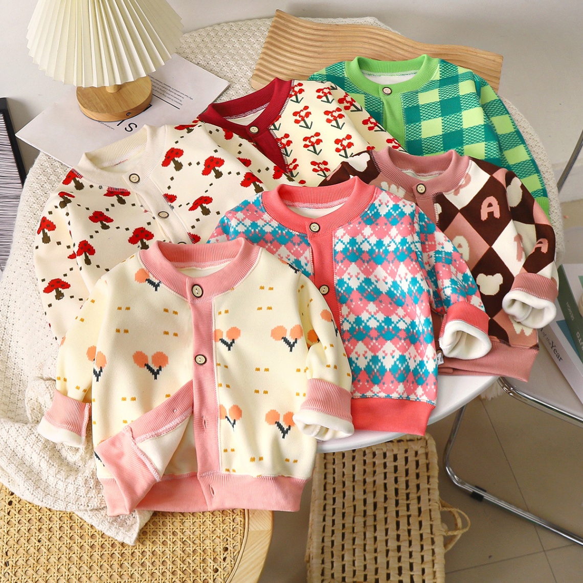 24HA167.15 - ÁO CARDIGAN LÓT NHUNG CHO BÉ