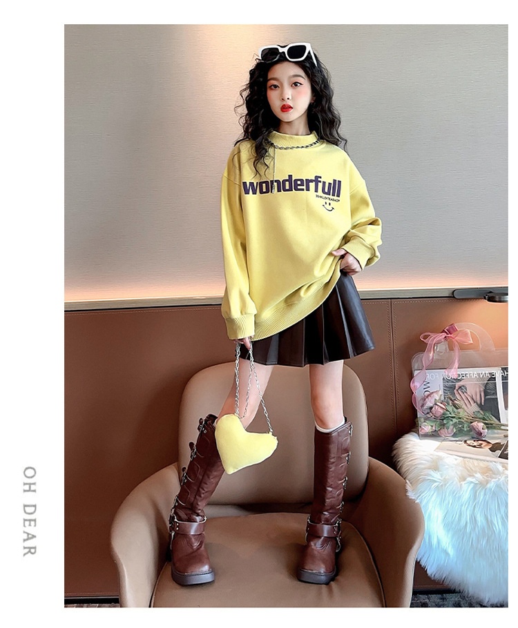HH1111 - ÁO NỈ WONDER BÉ GÁI