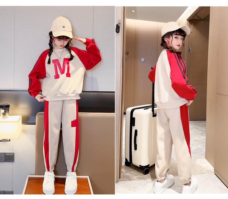 HH5115 - BỘ NỈ CHỮ M BÉ GÁI