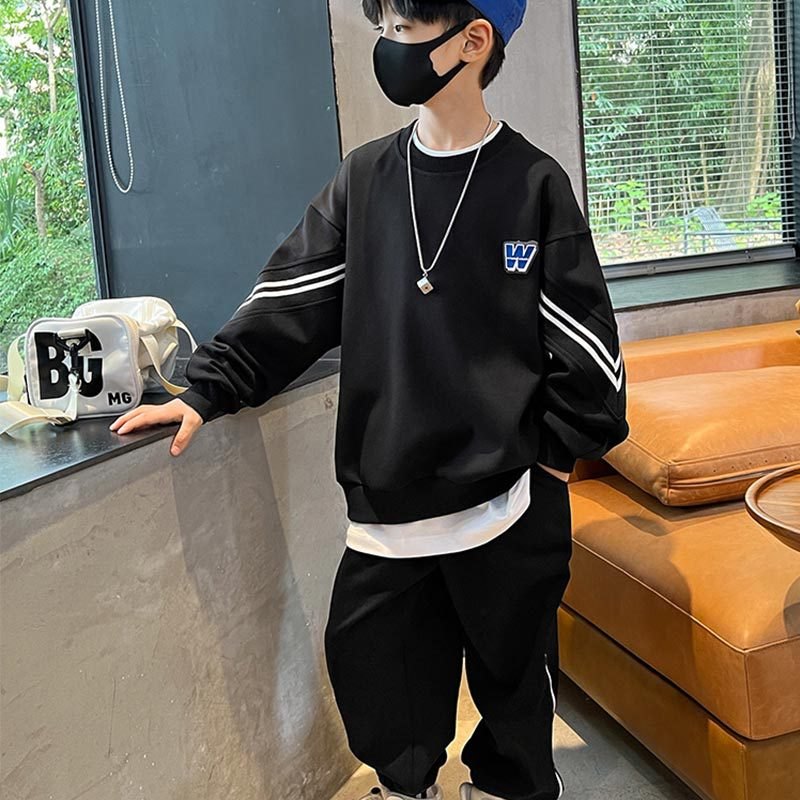 HH29116 - BỘ THỂ THAO BÉ TRAI