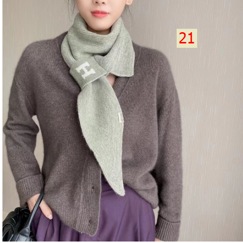 HA29113 - KHĂN QUÀNG CỔ CHỮ H