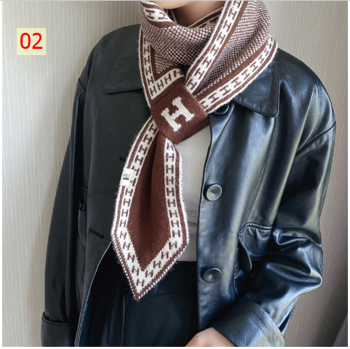 HA29113 - KHĂN QUÀNG CỔ CHỮ H