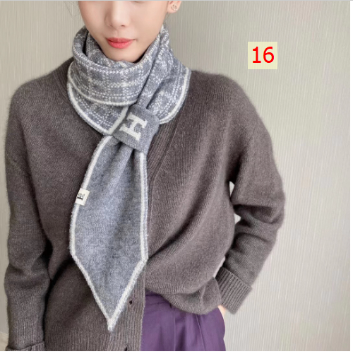 HA29113 - KHĂN QUÀNG CỔ CHỮ H