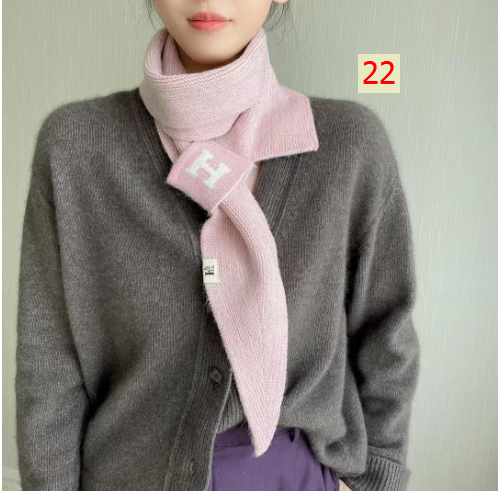 HA29113 - KHĂN QUÀNG CỔ CHỮ H