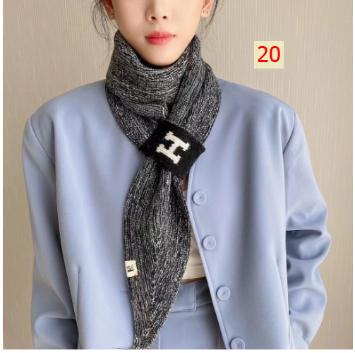 HA29113 - KHĂN QUÀNG CỔ CHỮ H