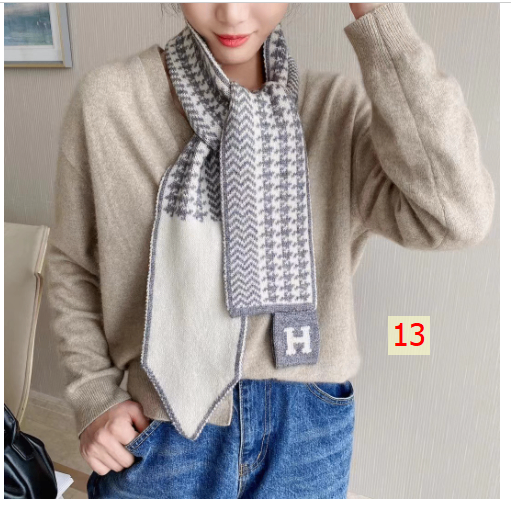 HA29113 - KHĂN QUÀNG CỔ CHỮ H