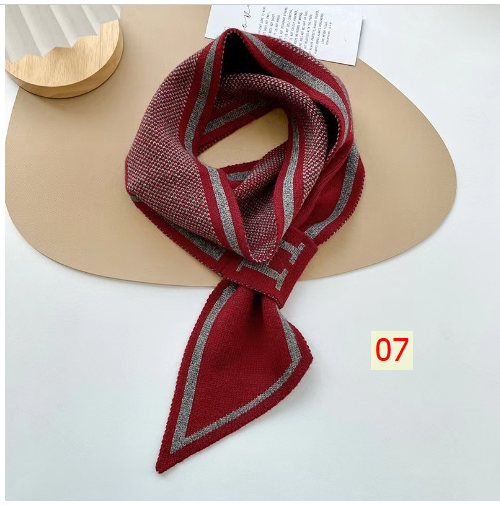 HA29113 - KHĂN QUÀNG CỔ CHỮ H