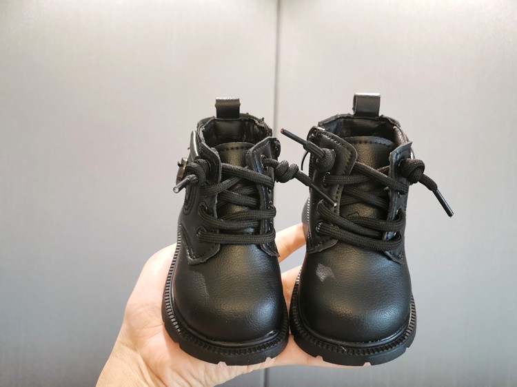 HH10124 - BOOT CỔ NGẮN SIZE NHÍ