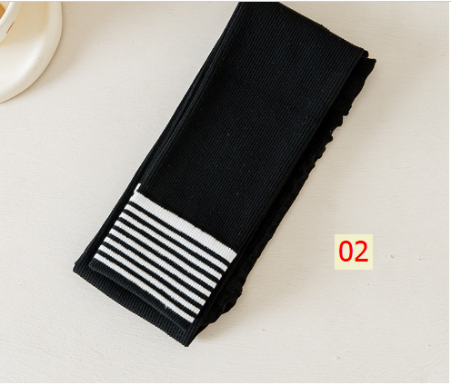 HH10126 - SET 2 QUẦN TẤT BÉ GÁI