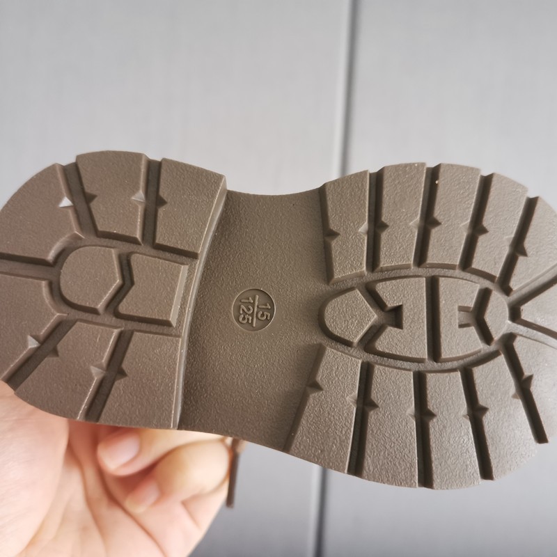 HH10124 - BOOT CỔ NGẮN SIZE NHÍ
