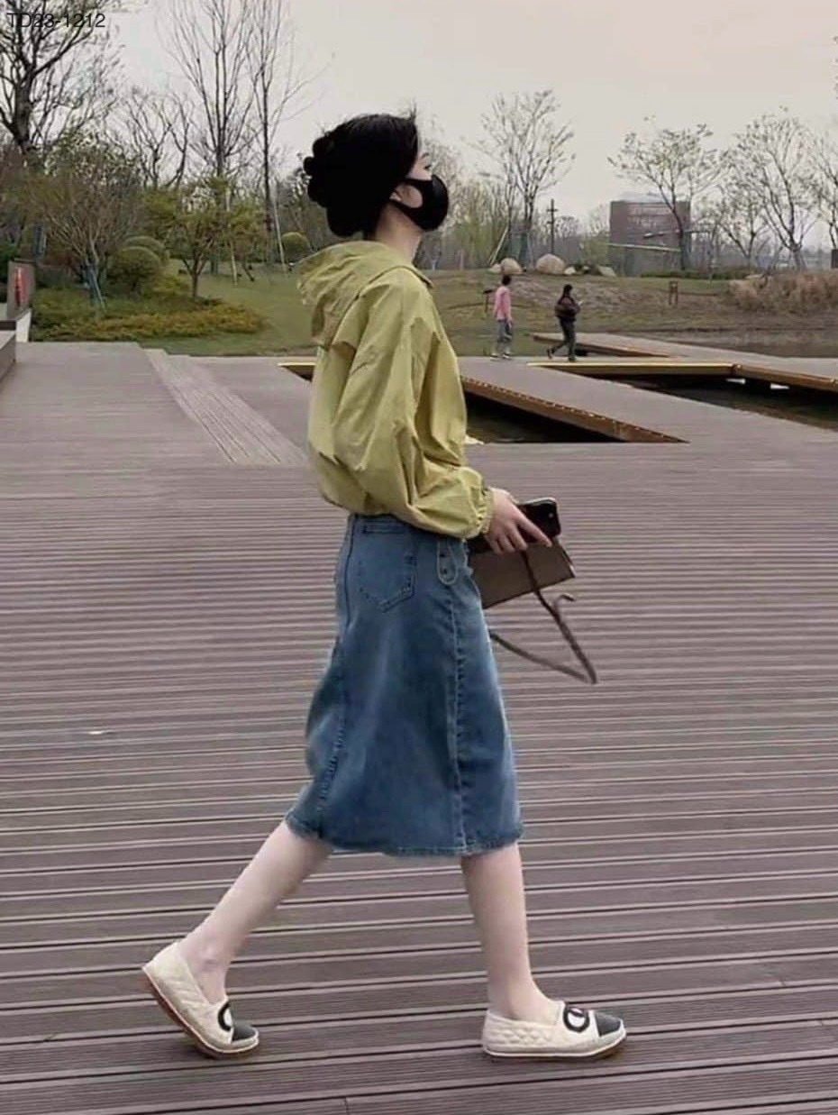 HA10122- ÁO KHOÁC GIÓ MỎNG NỮ