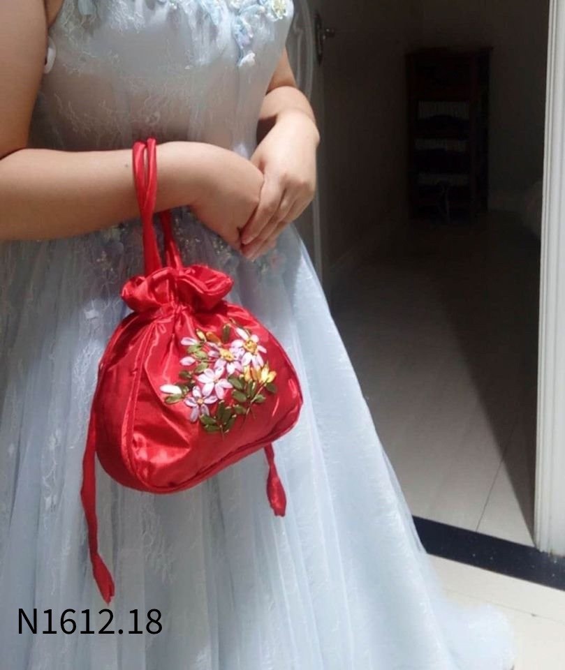 HA15122 - TÚI NHUNG THÊU DIỆN TẾT
