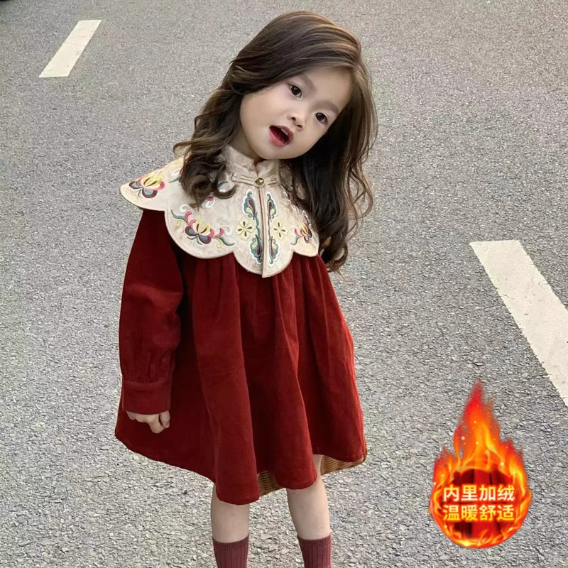 HA17123 - VÁY NHUNG THÊU CỔ PHONG CÁCH RETRO