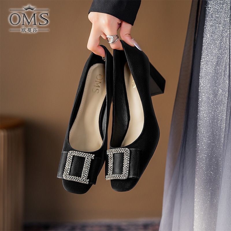 HH28124 - GIÀY OMS ĐÍNH ĐÁ