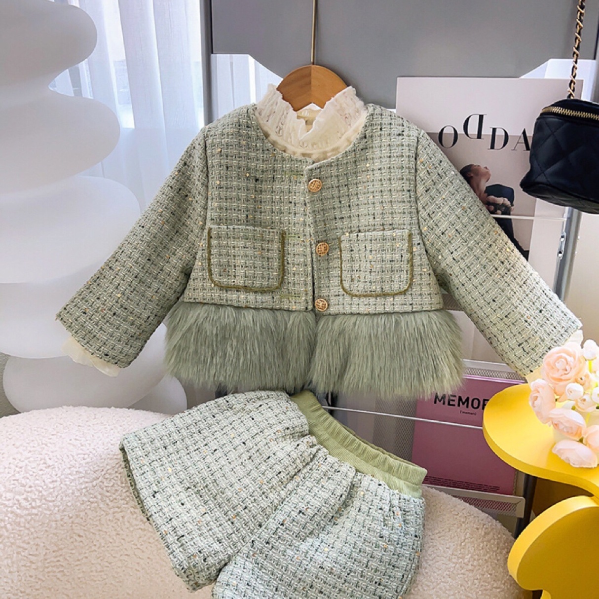 HH31126 - SET DẠ TWEED BÉ GÁI